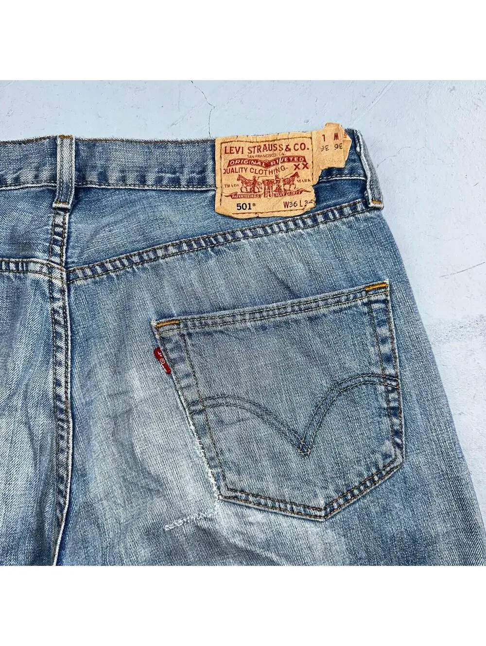 Levis 501 Vintage Y2K XX Straight Leg Jeans Blue Light Wash 36x36 Act 35x34